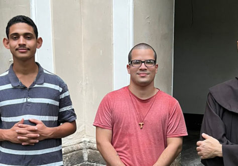 Fraternidade do Convento envia dois jovens para o Aspirantado da Província