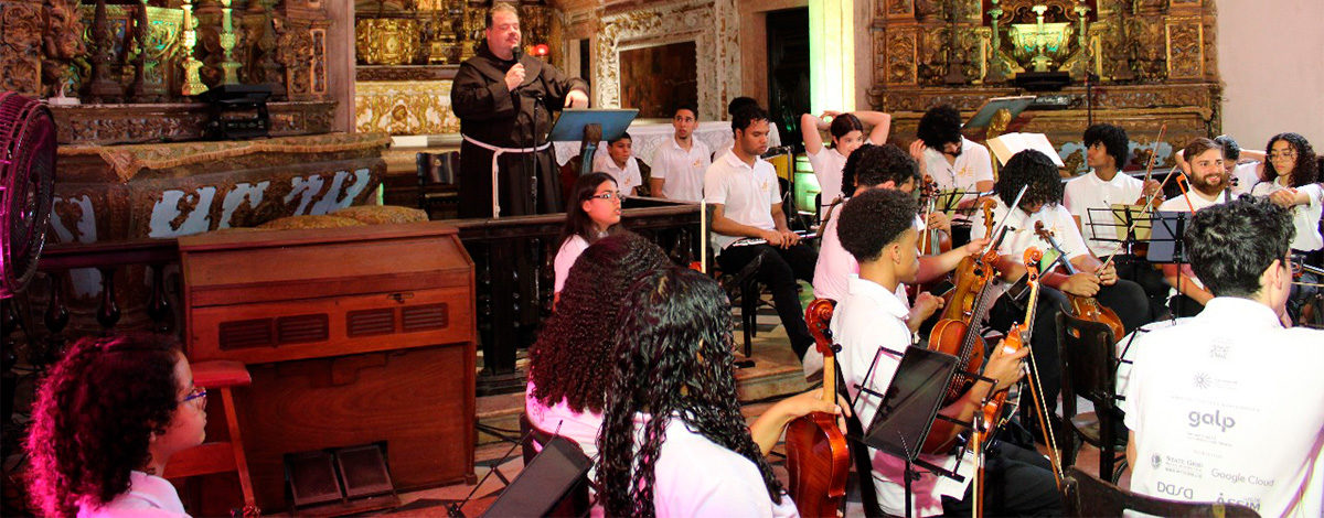 Convento Santo Antônio recebe Coral dos Canarinhos de Petrópolis