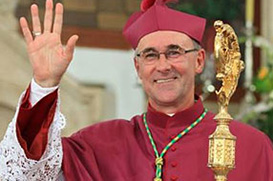 Dom João Müller toma posse como novo bispo de Lorena (SP)