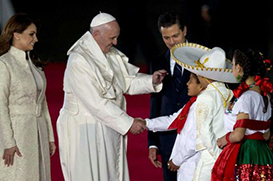 Depois do encontro histórico, Papa chega ao México