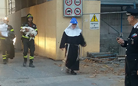 Religiosas de Núrsia retornam ao mosteiro para resgatar seu cachorro