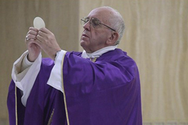 Papa aos sacerdotes: ser mediadores e não intermediários