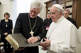 Papa a católicos e evangélicos: olhar ao passado sem rancor