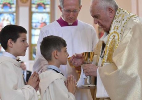 Papa: catequista não é profissão, mas vocação