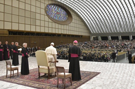 Papa: Missa, uma escola de oração para os fiéis