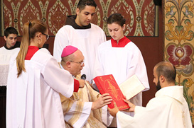 Frei Gabriel é ordenado por Dom José em Curitiba