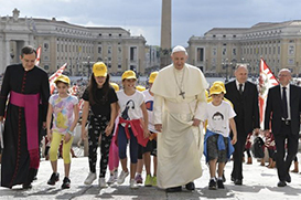 Papa propõe uma 'sã inquietude' para os jovens
