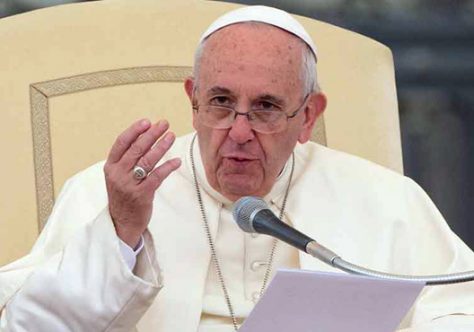 Papa Francisco: "A oração não é varinha mágica"