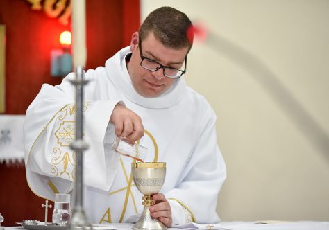 “Frei Evaldo, viva intensamente seu diaconato!”