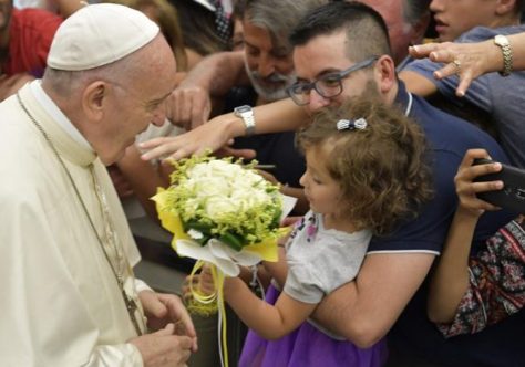 Papa: Livre-se de todos os ídolos, jogue-os pela janela