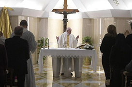 Papa em Santa Marta: A indiferença é o oposto do amor de Deus