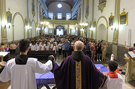 No Convento São Francisco, o Advento chega com a 30ª Mostra de Presépios e a Primeira Eucaristia