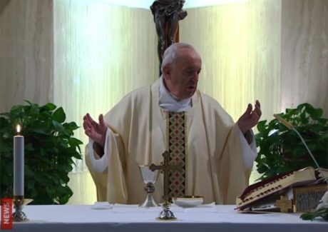 Papa reza pelos artistas: sem o belo não se pode compreender o Evangelho