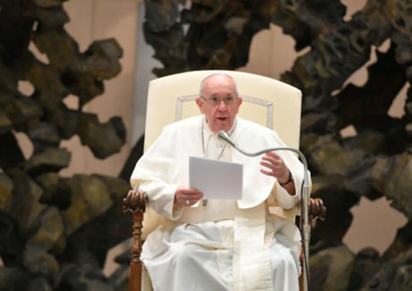 Papa Francisco: “Quem reza não é um iludido”
