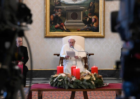 Papa: não devemos ter vergonha de pedir, de rezar