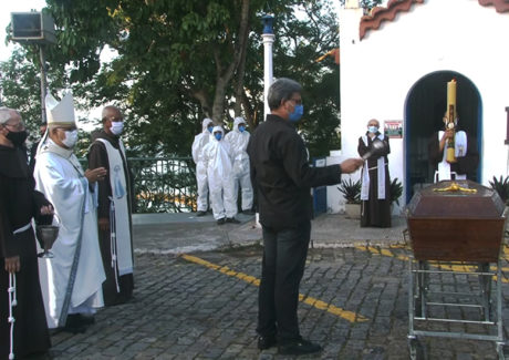 A “Irmã Morte” visita o Convento da Penha na Oitava da Páscoa