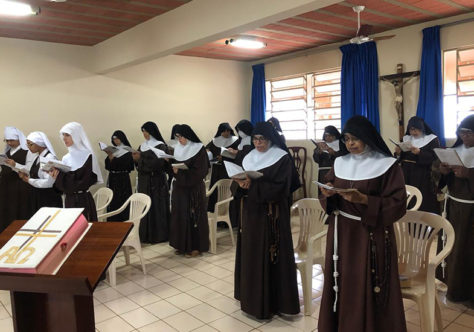 Mosteiro das Irmãs Clarissas celebra 30 anos de presença na Diocese de Colatina