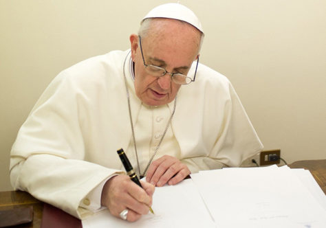 Papa institui o Ministério de Catequista