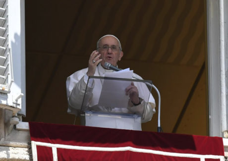 Papa: descanso, contemplação e compaixão para uma “ecologia do coração”