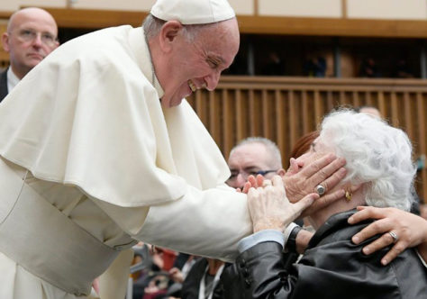 Dia Mundial dos Avós: Papa em oração com idosos do mundo inteiro