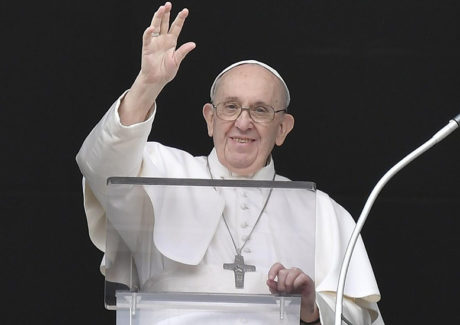 Papa Francisco: acredite no amor, no poder do serviço, na força da gratuidade