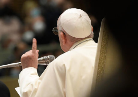 Papa: justificados pela graça, sejamos ativos no amor a Deus e ao próximo