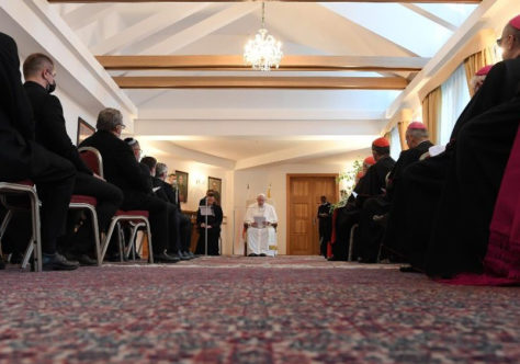 Papa na Eslováquia: trabalhar pela reconciliação das diferenças