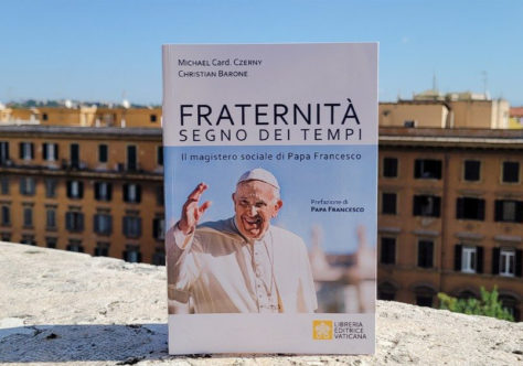Um ano da "Fratelli tutti": Prefácio do Papa no livro "Fraternidade, sinal dos tempos"