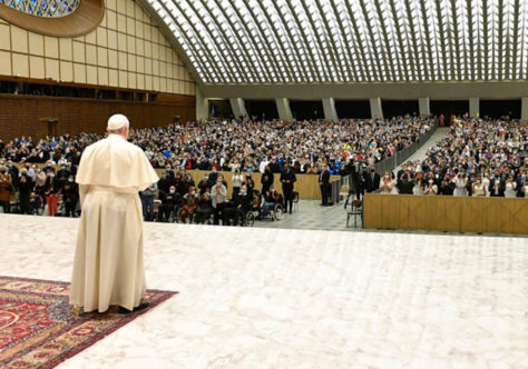 Papa: "A regra suprema da correção fraterna é o amor"