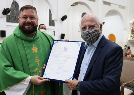 Guardião do Convento da Penha recebe título de “Cidadão Espírito-Santense”