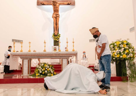 Dom Lauro toma posse na Diocese de Colatina: “O episcopado não é uma honraria, é um serviço”