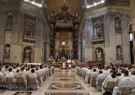 Papa na Festa da Divina Misericórdia: Jesus nos quer “tecelões” de reconciliação