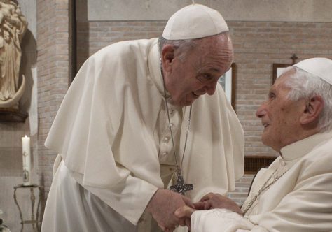 Papa Francisco visita Bento XVI
