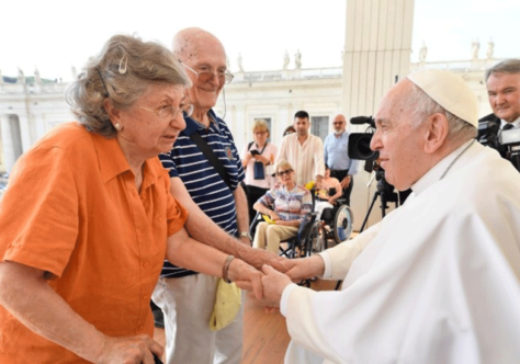 Papa: testemunhar Cristo até mesmo na fragilidade da velhice