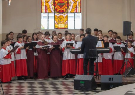 Canarinhos de Petrópolis participam de concerto de Natal na Sala Cecília Meireles