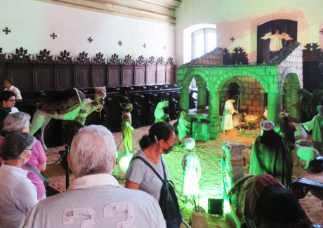 Para celebrar 800 anos de Greccio, Convento São Francisco surpreende com presépio “gigante”