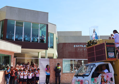 A Mãe das Alegrias visita os seus filhos em Guarapari