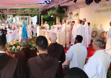 Servir como o Bom Pastor na reflexão do 5º Dia do Oitavário