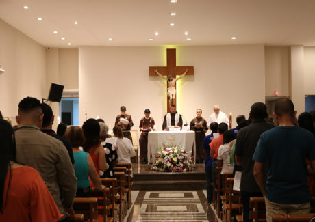 Em Colatina, Comunidade São Vicente celebra seis anos de dedicação do Altar, reforma e ampliação da Igreja