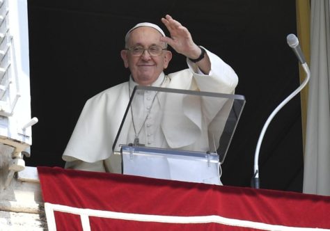 Papa: reconhecer as joias preciosas da vida e distingui-las das quinquilharias