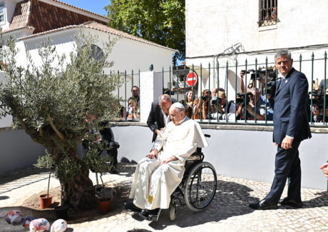 Manifesto dos Jovens participantes no IV Congresso Internacional sobre o Cuidado da Criação