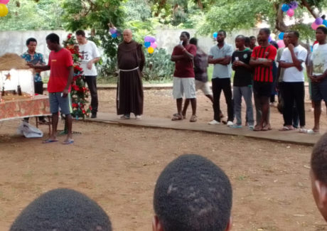 Angola: Projeto Bola da Paz celebra o Natal