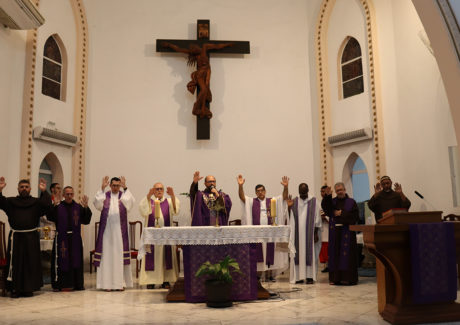Paróquia São João Batista celebra 90 anos de presença franciscana