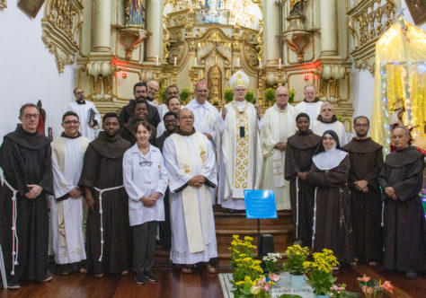 Província Franciscana assume capelania do Mosteiro da Luz com Frei Estêvão