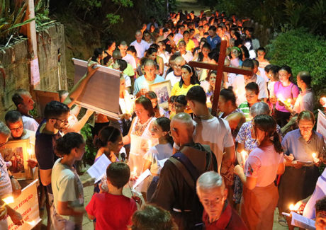 Caminhada Penitencial em Colatina contempla os mistérios de Jesus