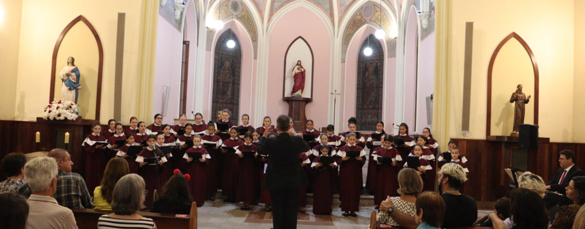 Coral das Meninas dos Canarinhos é destaque em Concerto Espiritual Mariano