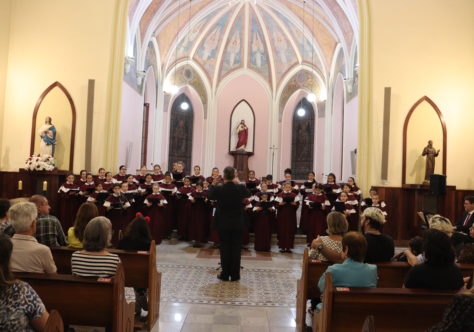 Coral das Meninas dos Canarinhos é destaque em Concerto Espiritual Mariano