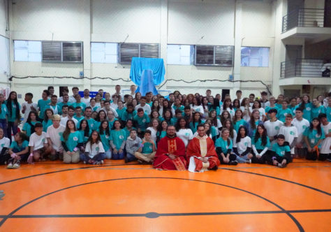 Primeiro retiro da juventude franciscana acolhe 120 participantes em Gaspar