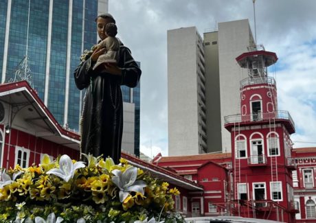 416 anos de história do Convento Santo Antônio é celebrado com trezena, visitas e lançamento de almanaque