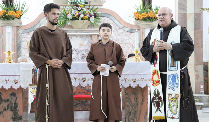 Paróquia Santo Antônio, em Sorocaba, comemora os 800 anos da Impressão das Chagas de São Francisco